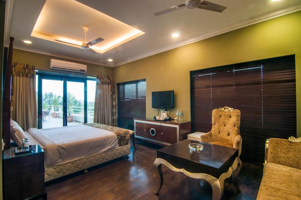 Jalsa Hotel & Banquets,إندور المظهر الخارجي الصورة