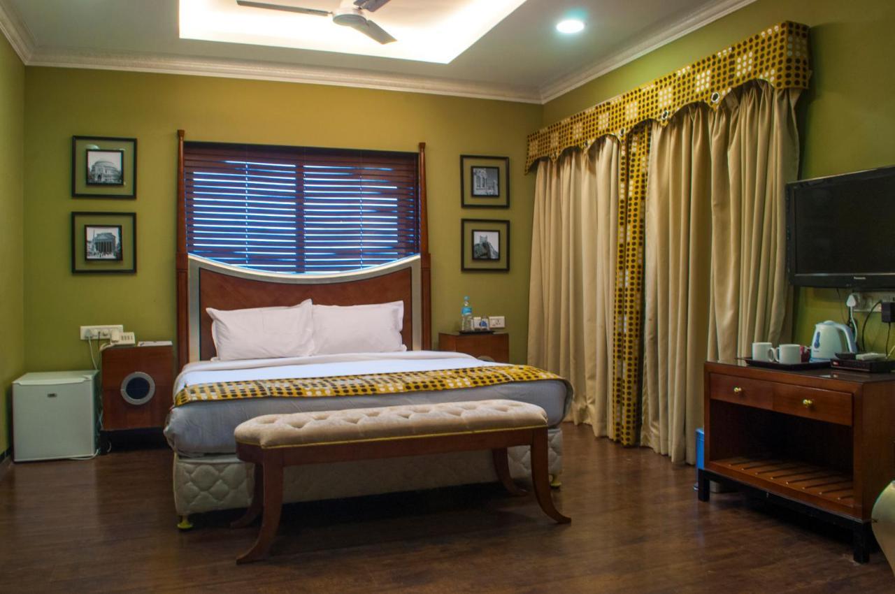 Jalsa Hotel & Banquets,إندور المظهر الخارجي الصورة